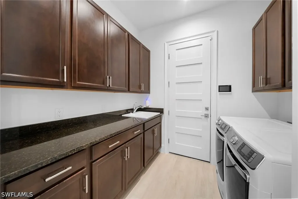 8923 Gustavia Court Naples FL 34112