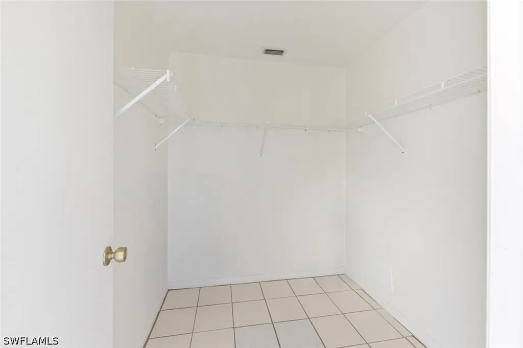 3420 Frosty Way Naples FL 34112