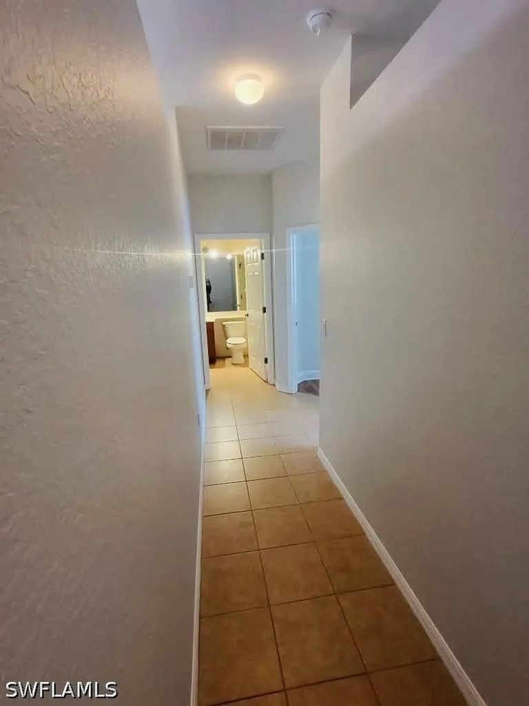 7512 Bristol Circle Naples FL 34120