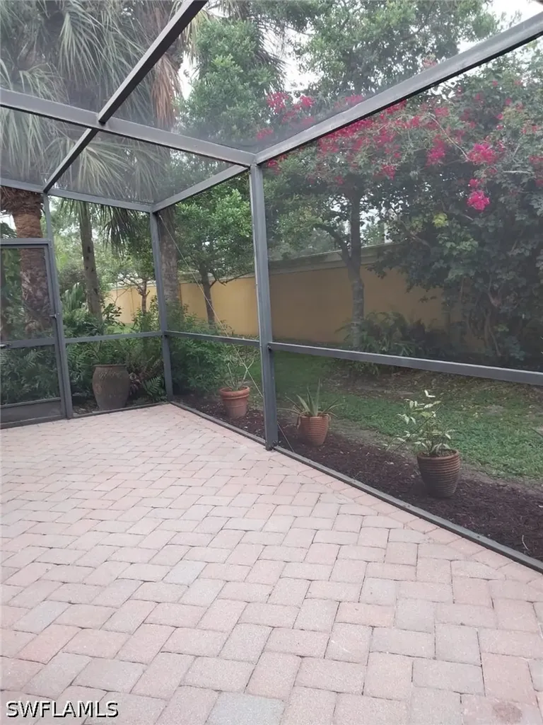 7512 Bristol Circle Naples FL 34120