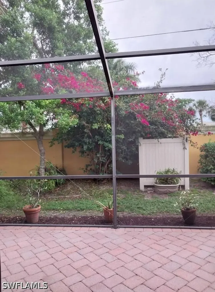 7512 Bristol Circle Naples FL 34120