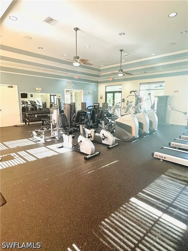 7512 Bristol Circle Naples FL 34120