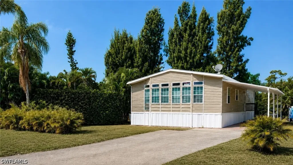 20472 Luettich Lane Estero FL 33928
