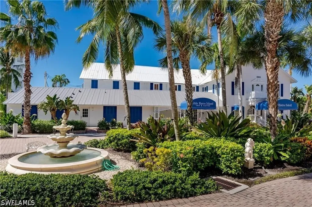 160 Palm Street Marco Island FL 34145