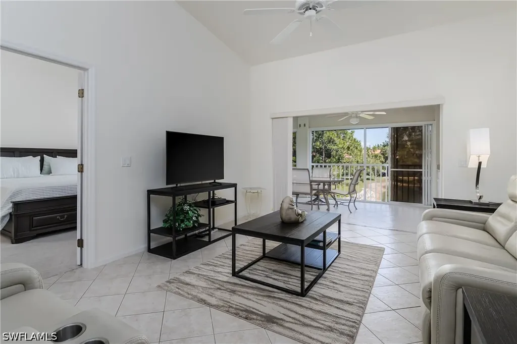6830 Beach Resort Drive Naples FL 34114