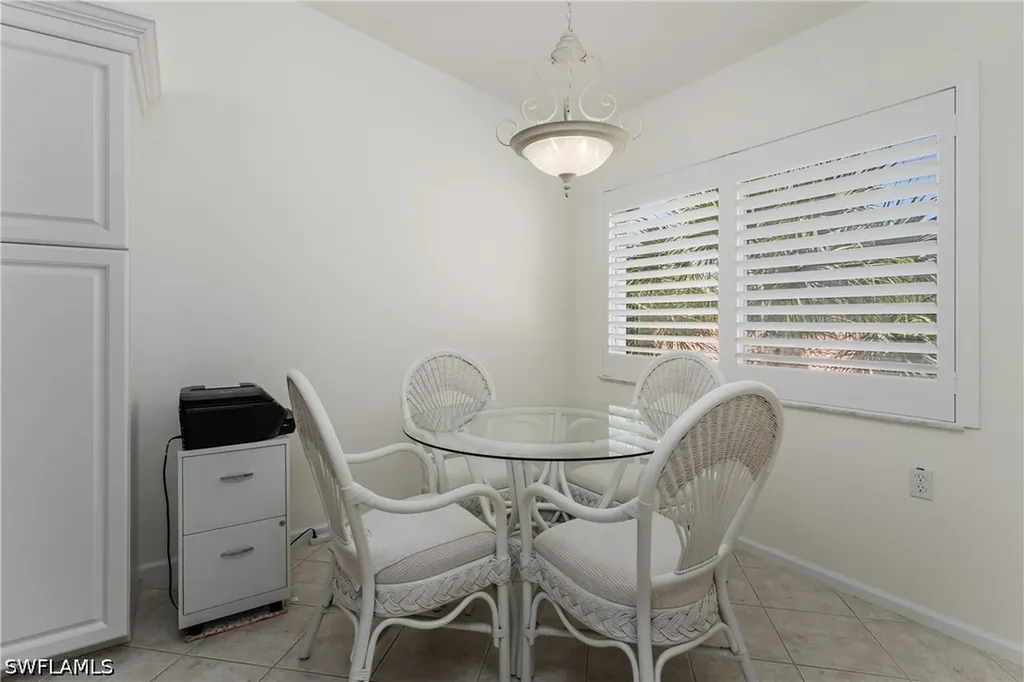 6830 Beach Resort Drive Naples FL 34114