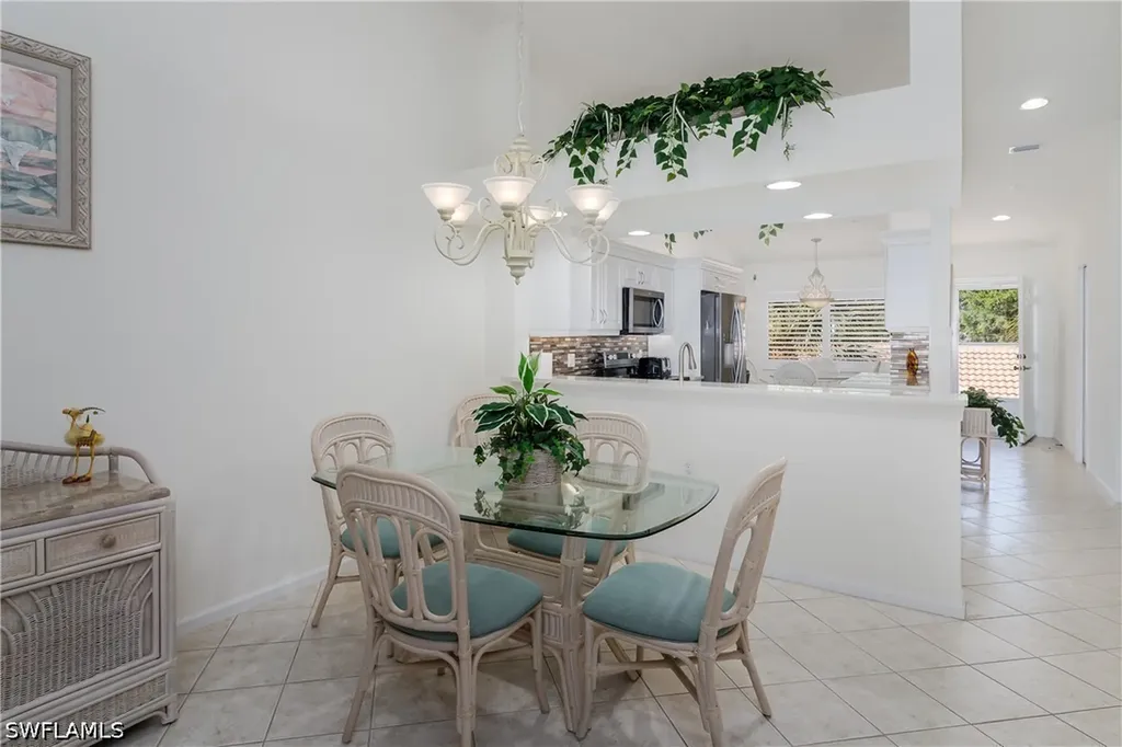 6830 Beach Resort Drive Naples FL 34114