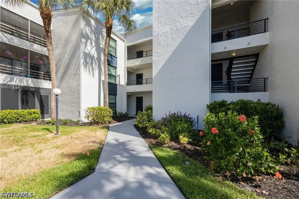3605 Boca Ciega Drive Naples FL 34112