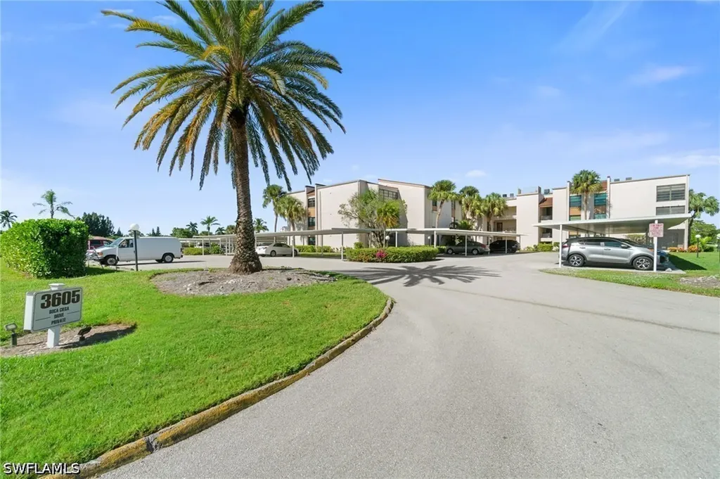 3605 Boca Ciega Drive Naples FL 34112