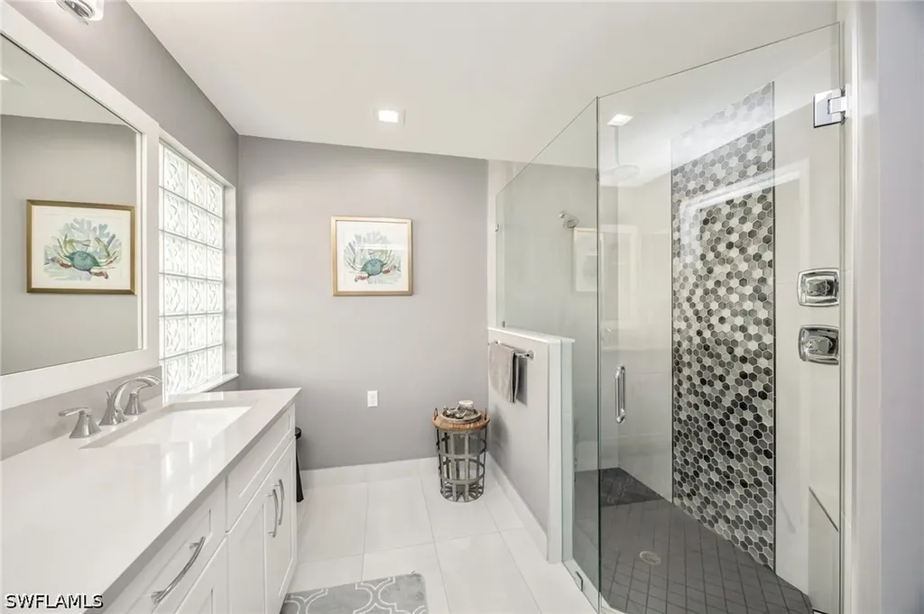 1671 Triangle Palm Terrace Naples FL 34119