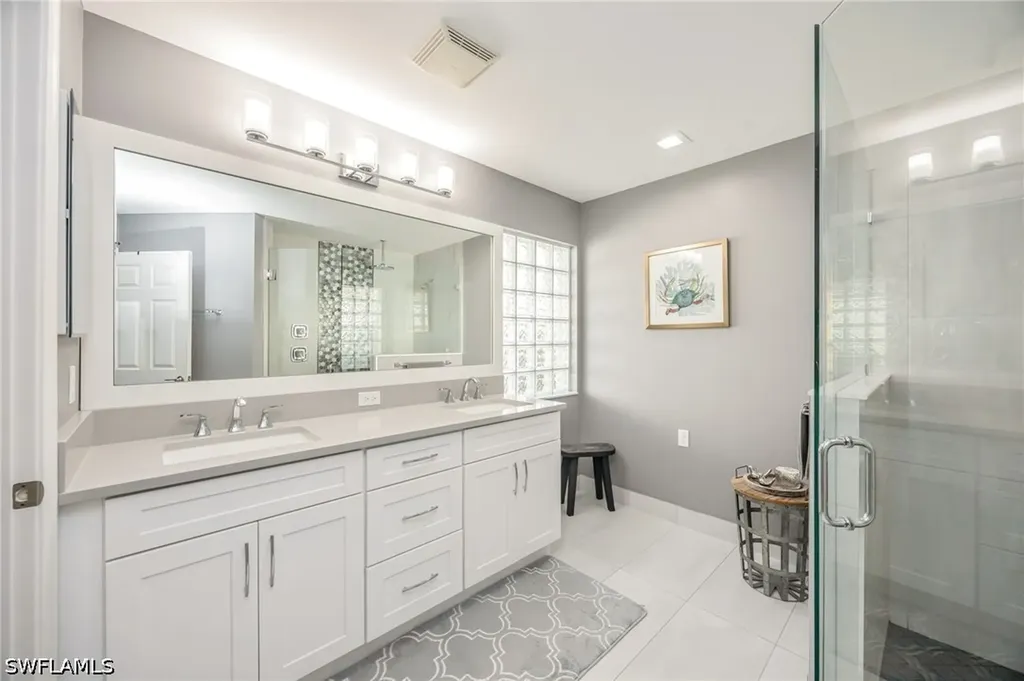 1671 Triangle Palm Terrace Naples FL 34119