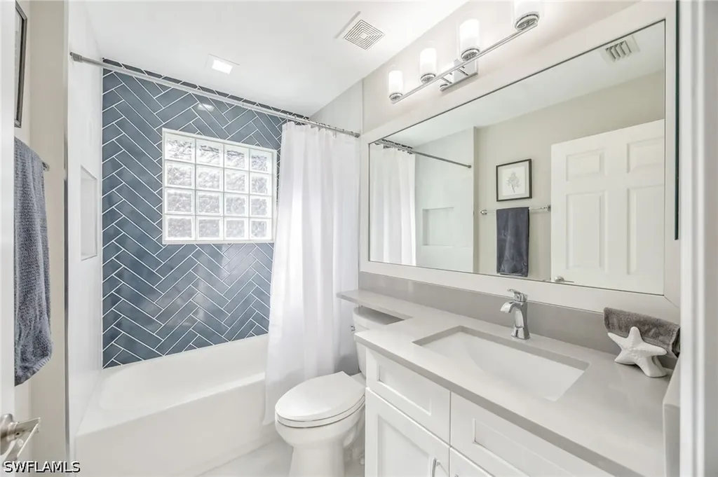 1671 Triangle Palm Terrace Naples FL 34119