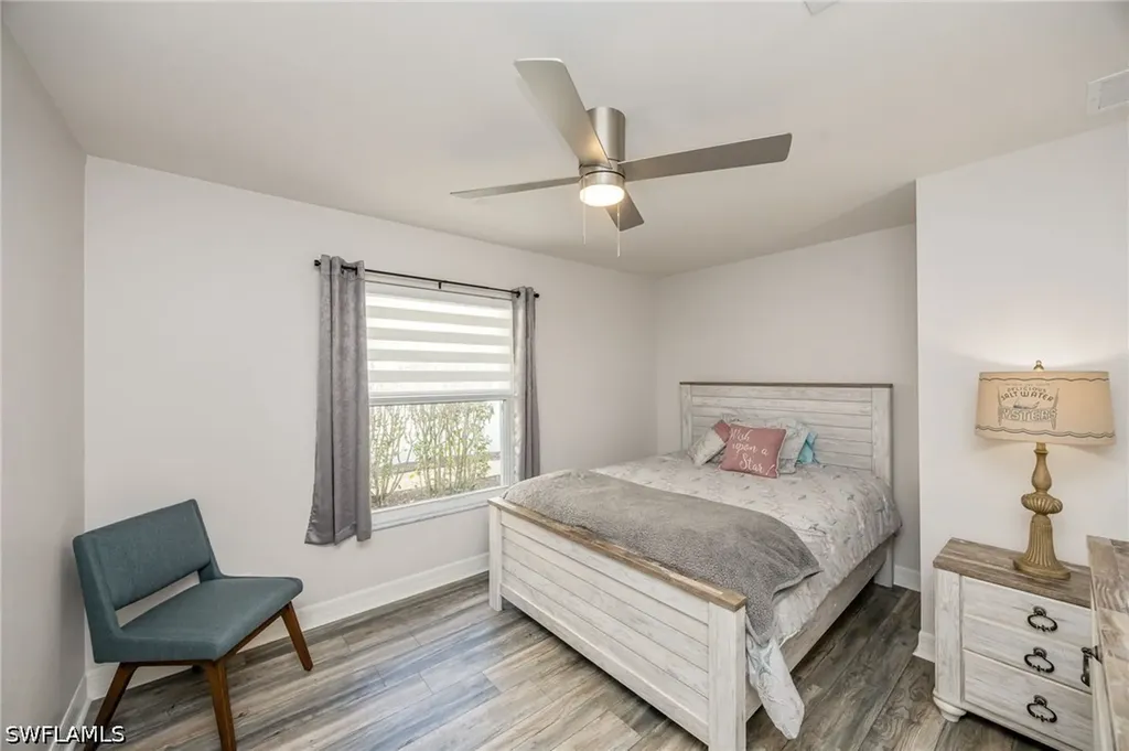 1671 Triangle Palm Terrace Naples FL 34119