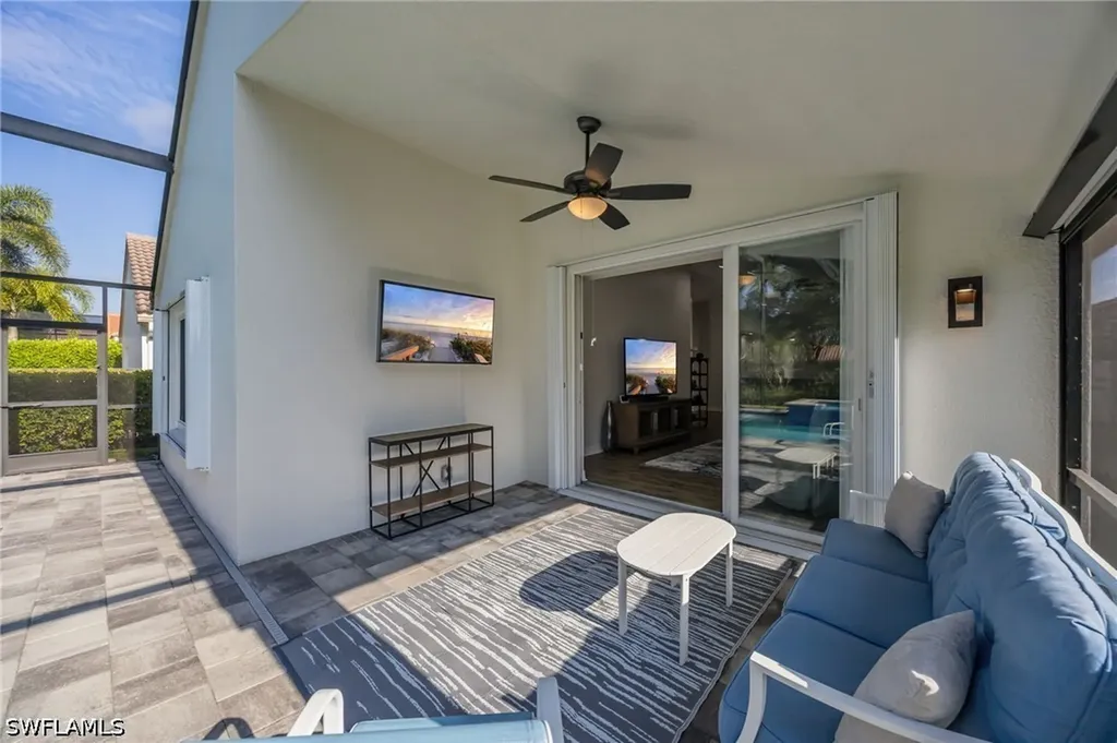 1671 Triangle Palm Terrace Naples FL 34119