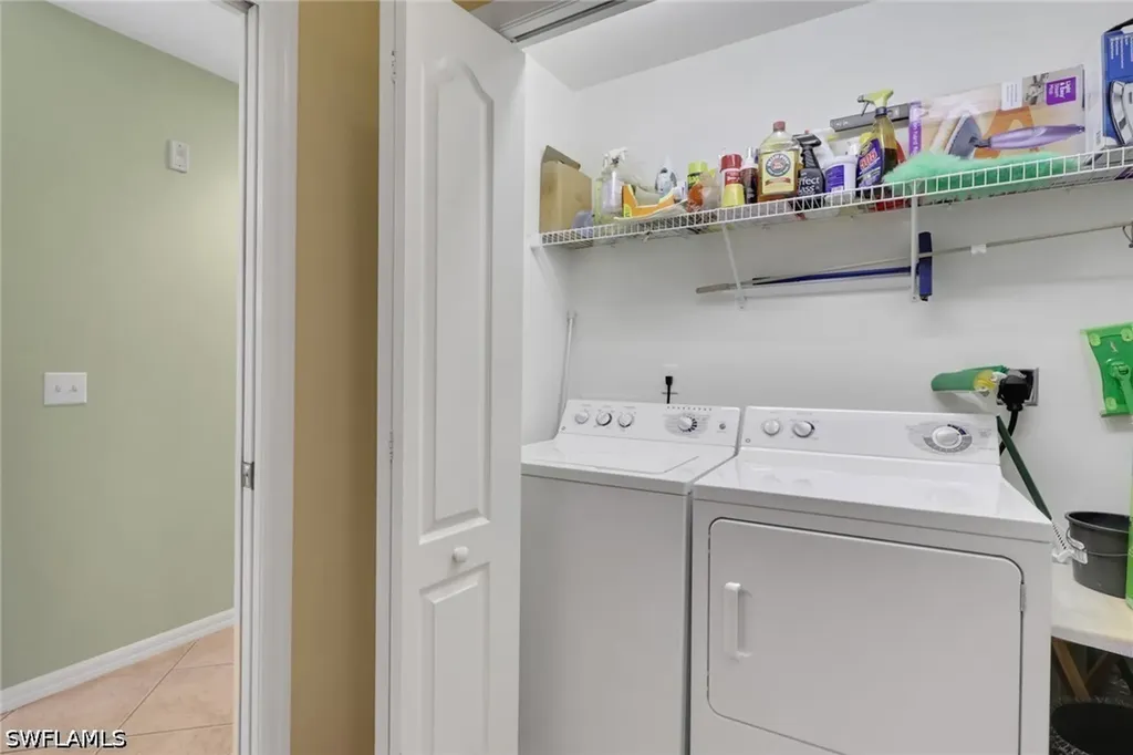 3850 Sawgrass Way Naples FL 34112