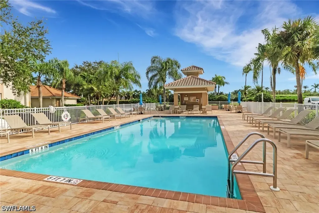 3850 Sawgrass Way Naples FL 34112
