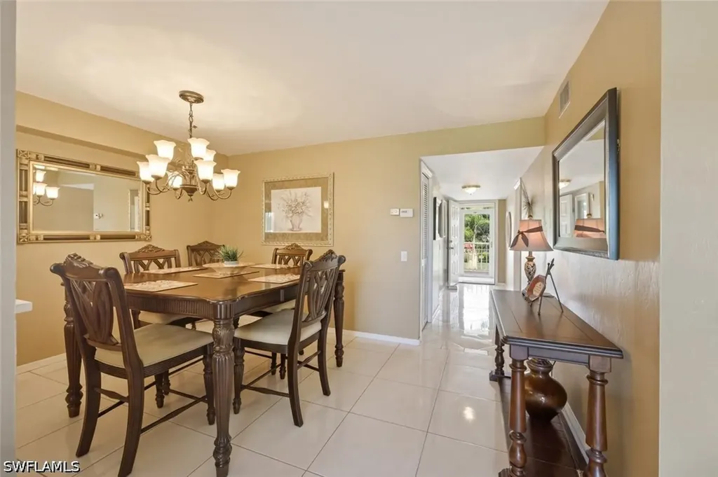 7340 Glenmoor Lane Naples FL 34104