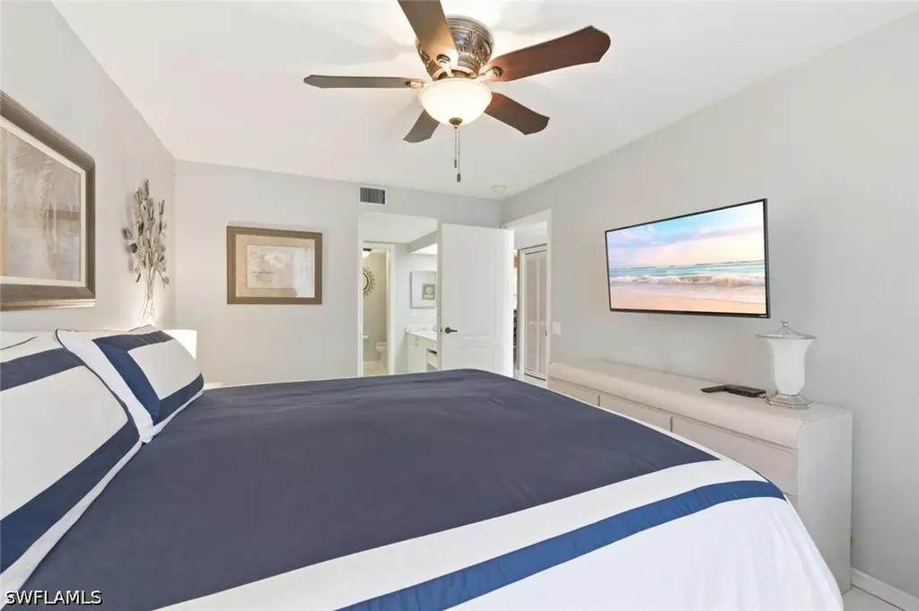 7340 Glenmoor Lane Naples FL 34104