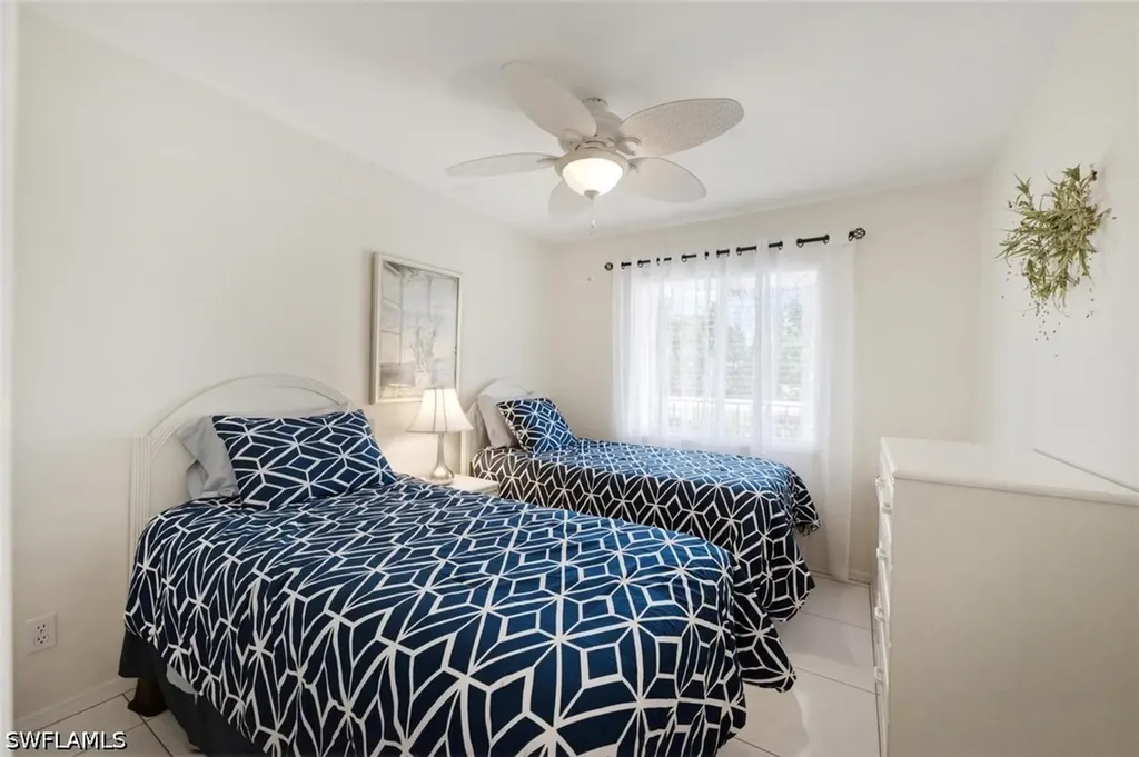 7340 Glenmoor Lane Naples FL 34104