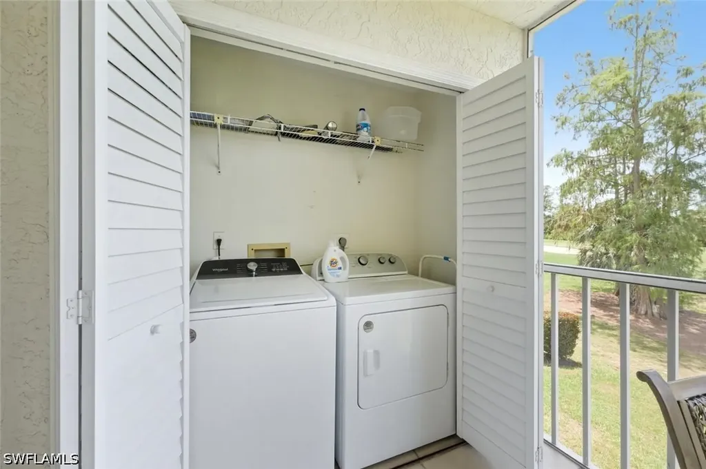 7340 Glenmoor Lane Naples FL 34104