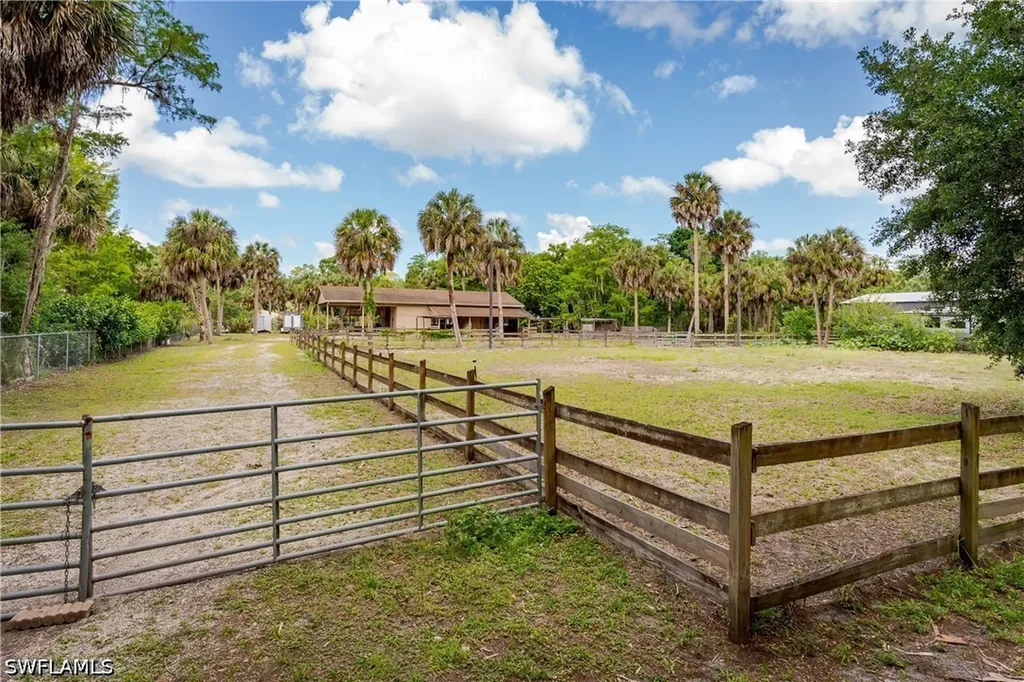 1781 21st Street SW Naples FL 34117