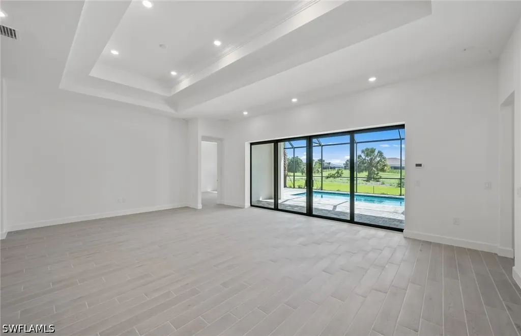 2082 Don Benito Way Naples FL 34120