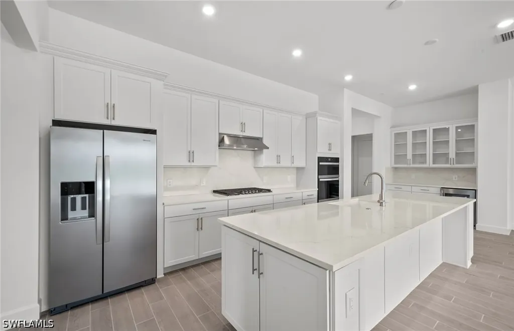 2082 Don Benito Way Naples FL 34120