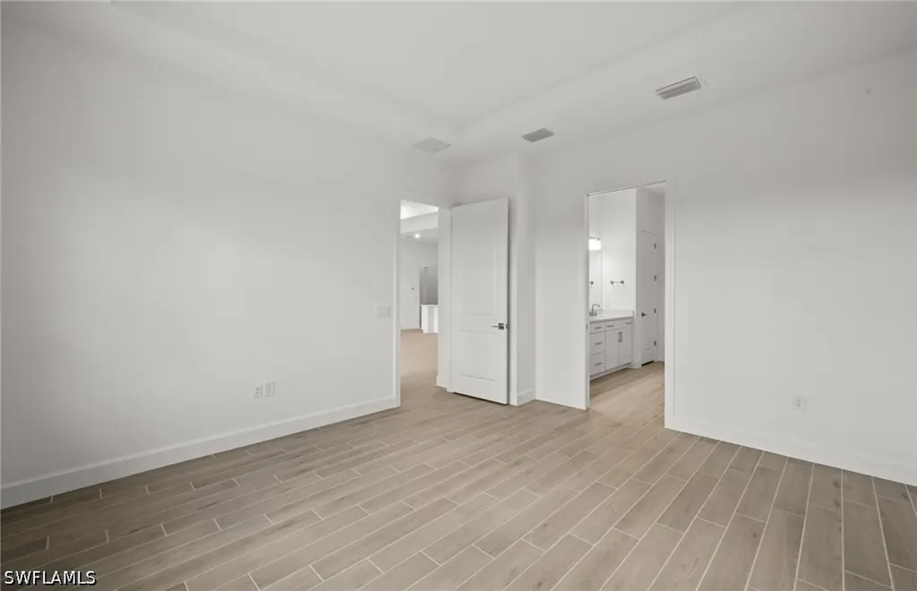 2082 Don Benito Way Naples FL 34120