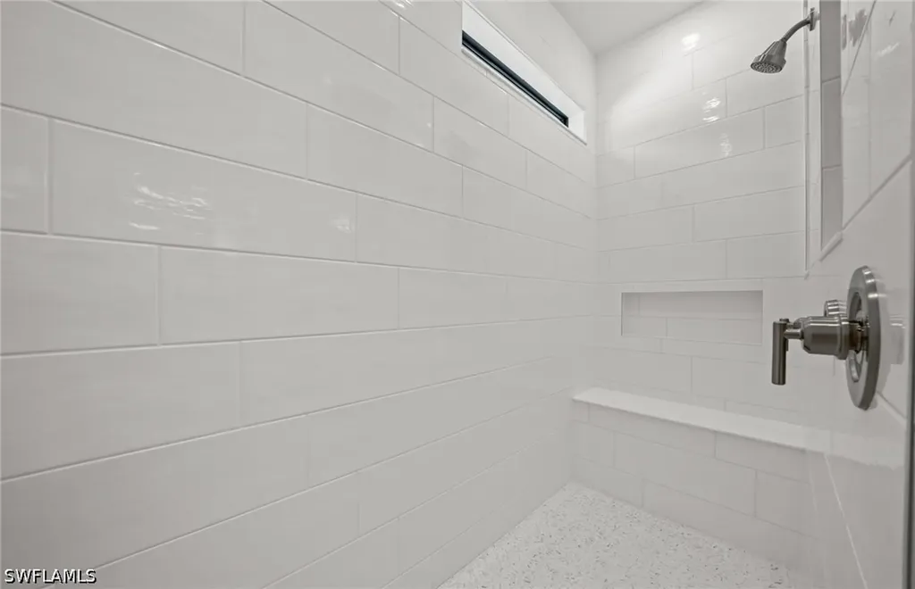 2082 Don Benito Way Naples FL 34120