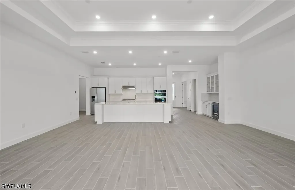 2082 Don Benito Way Naples FL 34120