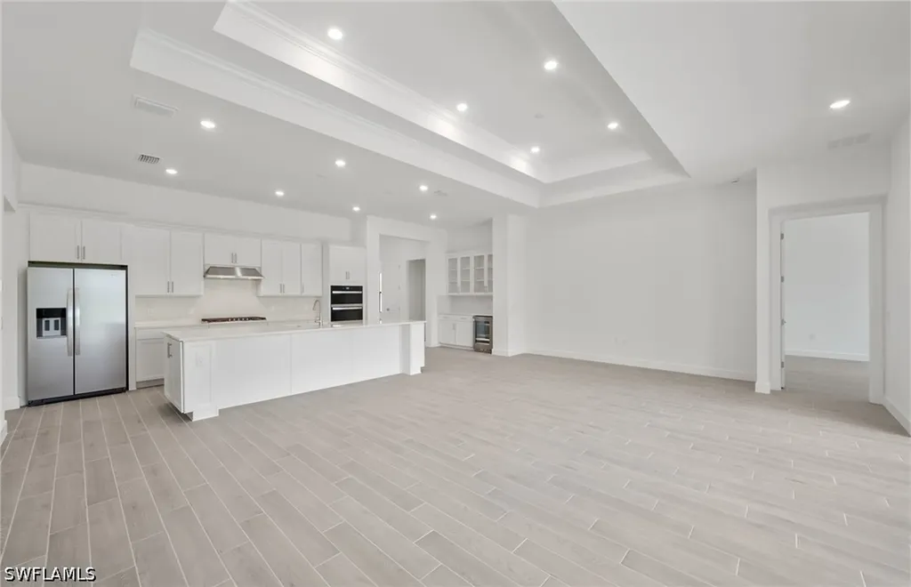 2082 Don Benito Way Naples FL 34120