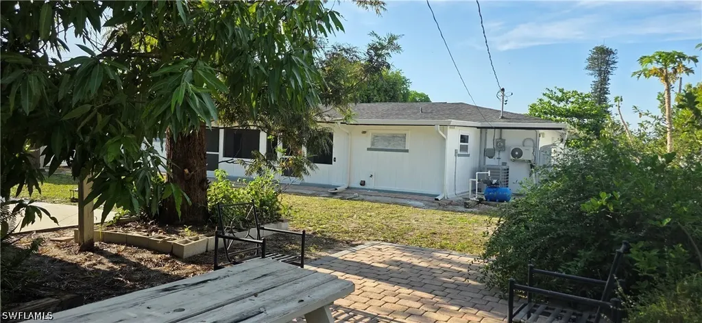 4148 23rd Place SW Naples FL 34116