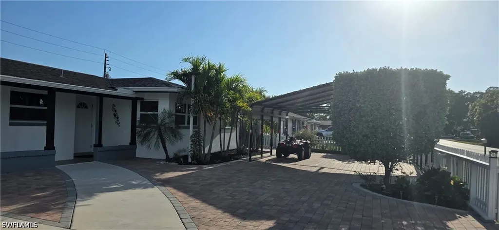 4148 23rd Place SW Naples FL 34116