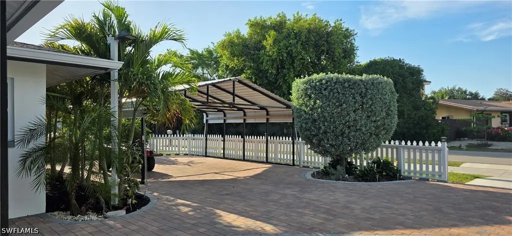 4148 23rd Place SW Naples FL 34116