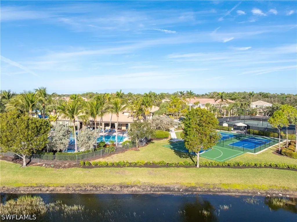 6532 Monterey Point Naples FL 34105