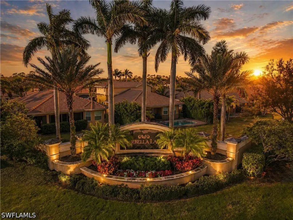 6532 Monterey Point Naples FL 34105