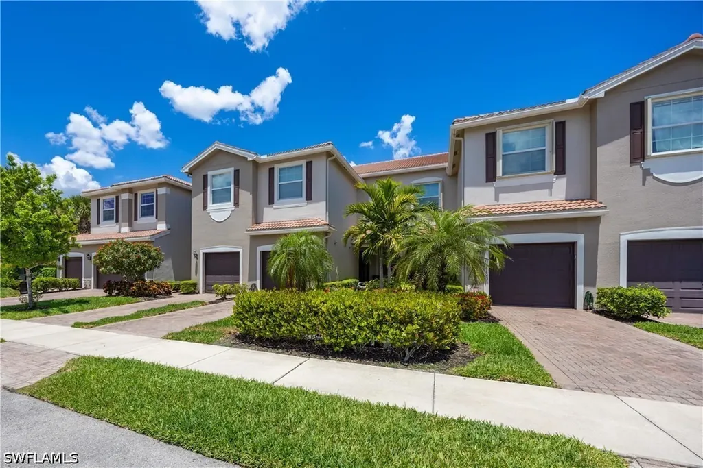 6532 Monterey Point Naples FL 34105