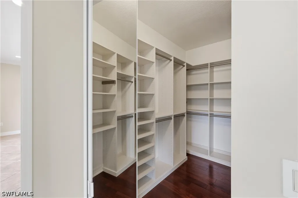 6532 Monterey Point Naples FL 34105