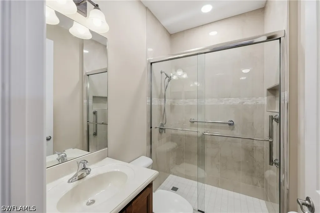 6532 Monterey Point Naples FL 34105