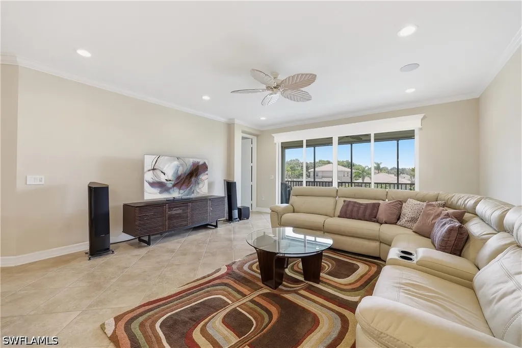 6532 Monterey Point Naples FL 34105