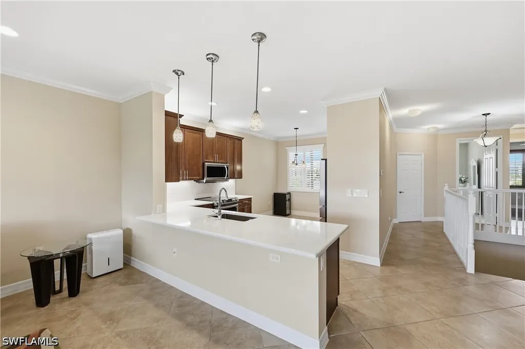 6532 Monterey Point Naples FL 34105