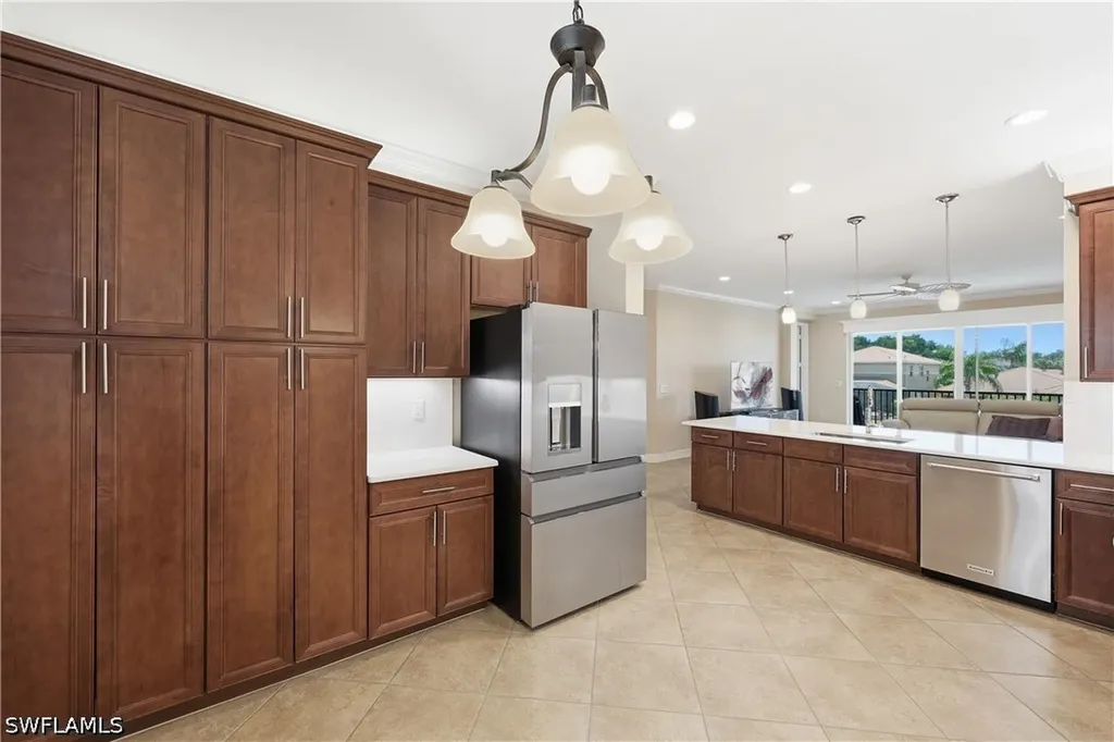 6532 Monterey Point Naples FL 34105