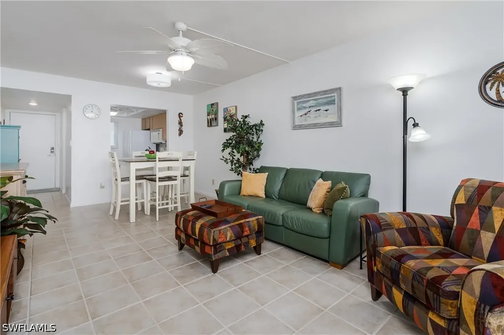 1008 Manatee Road Naples FL 34114