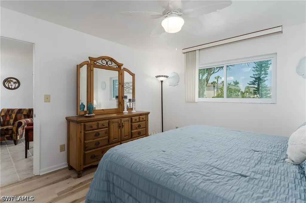 1008 Manatee Road Naples FL 34114