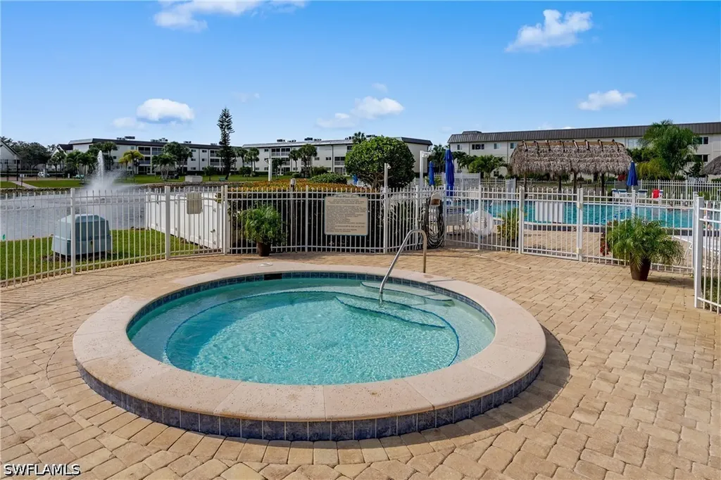 1008 Manatee Road Naples FL 34114