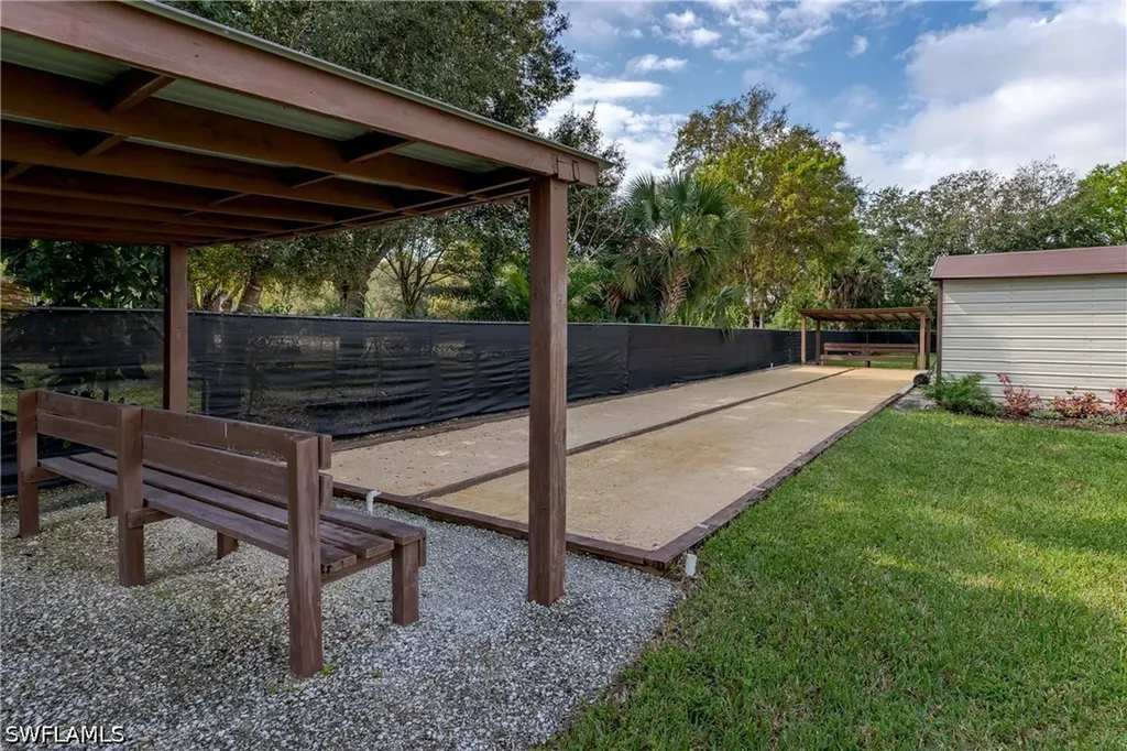 1008 Manatee Road Naples FL 34114