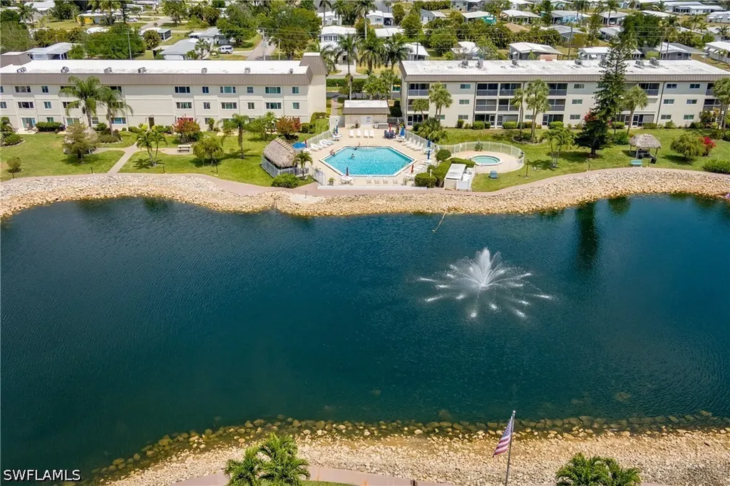 1008 Manatee Road Naples FL 34114