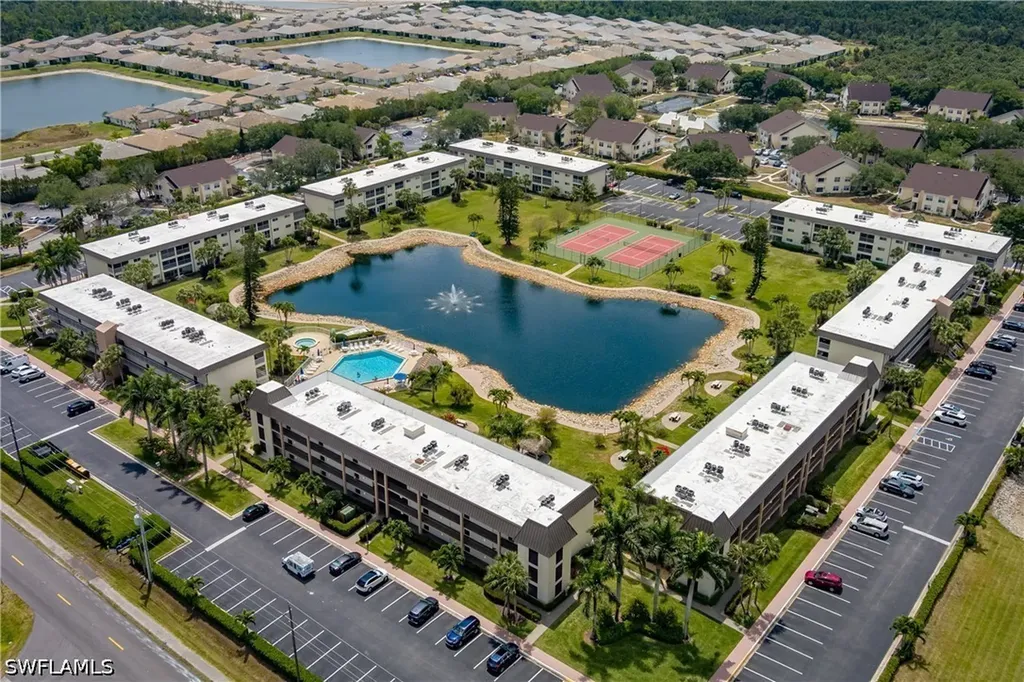 1008 Manatee Road Naples FL 34114