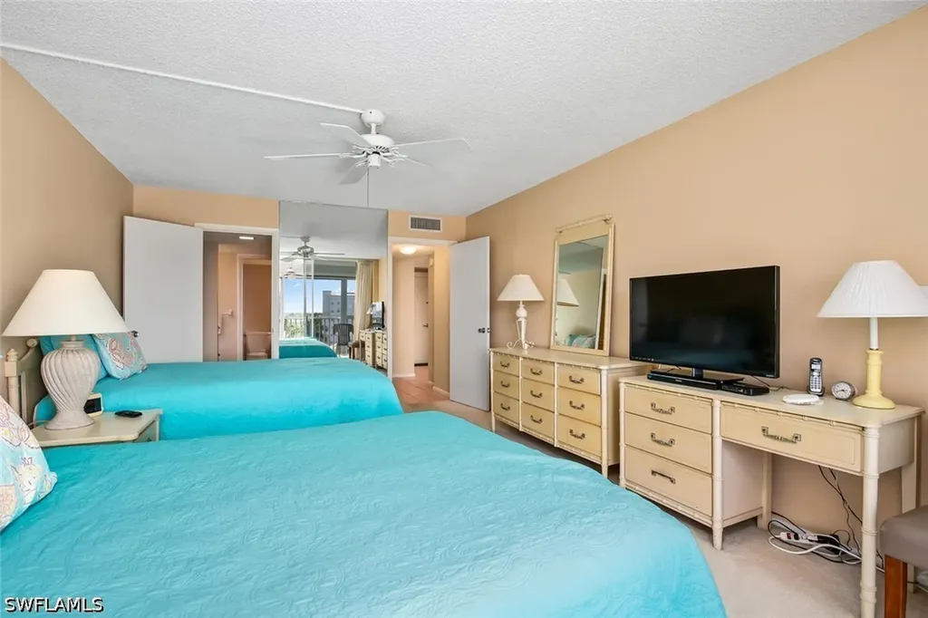 3 Bluebill Avenue Naples FL 34108-1743
