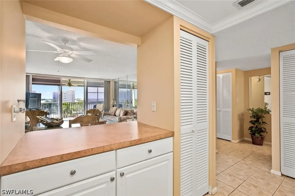3 Bluebill Avenue Naples FL 34108-1743